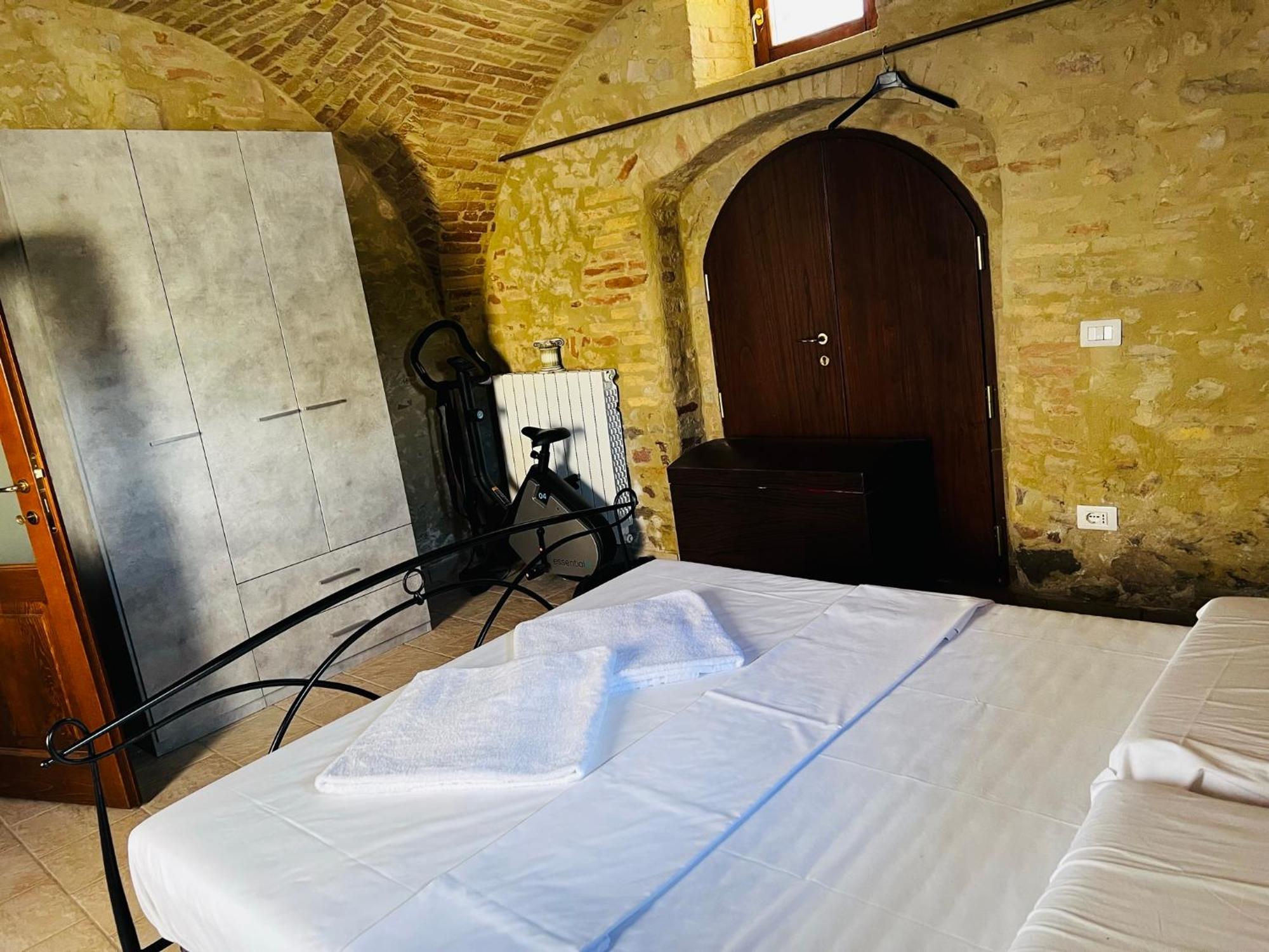 Lucky Garden Bed and Breakfast Bevagna Esterno foto