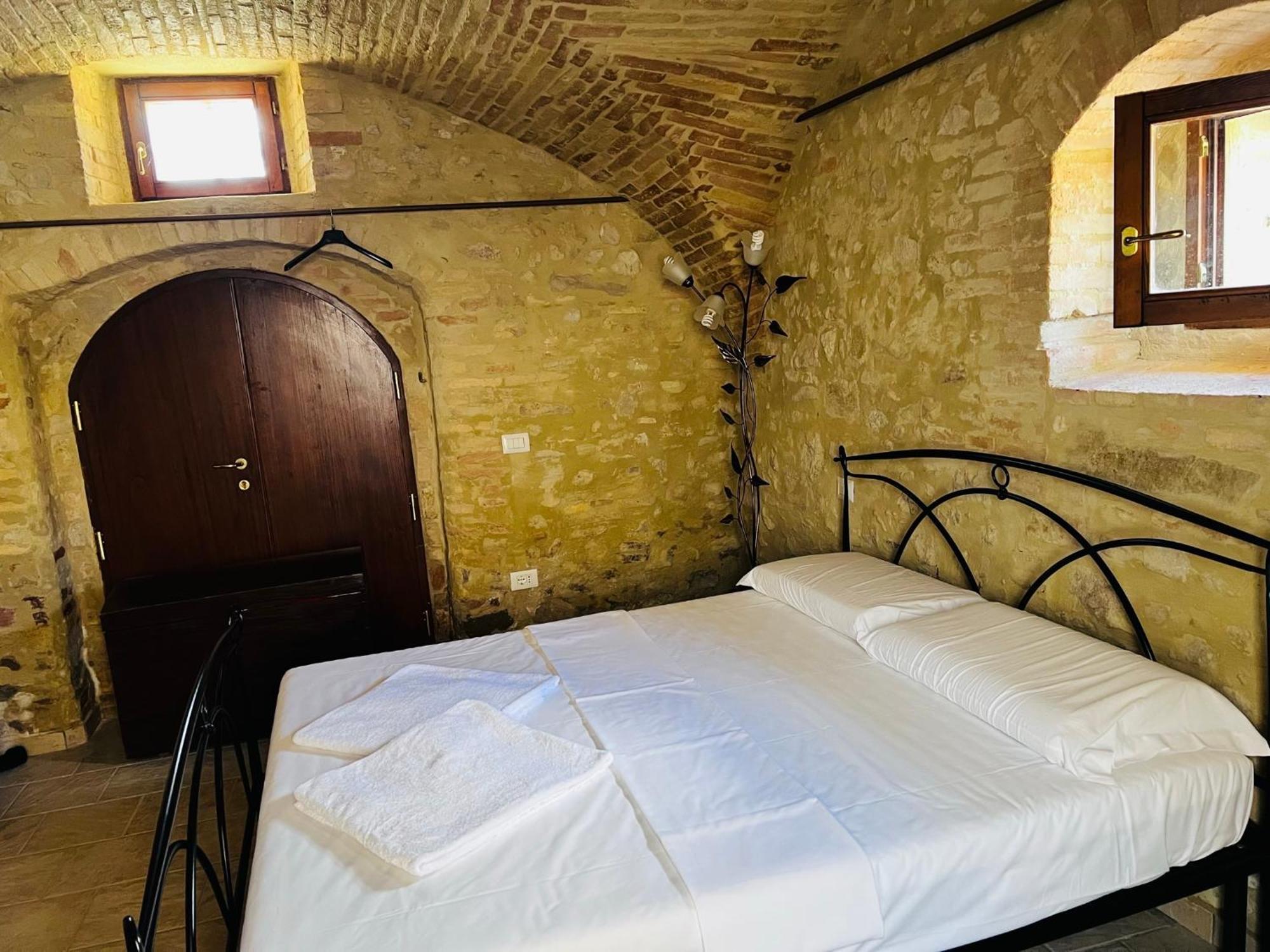 Lucky Garden Bed and Breakfast Bevagna Esterno foto